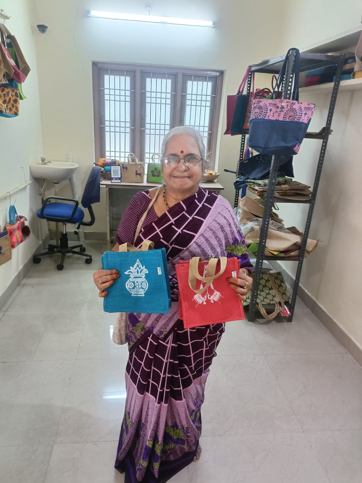 lakshmi pooja return gifts.